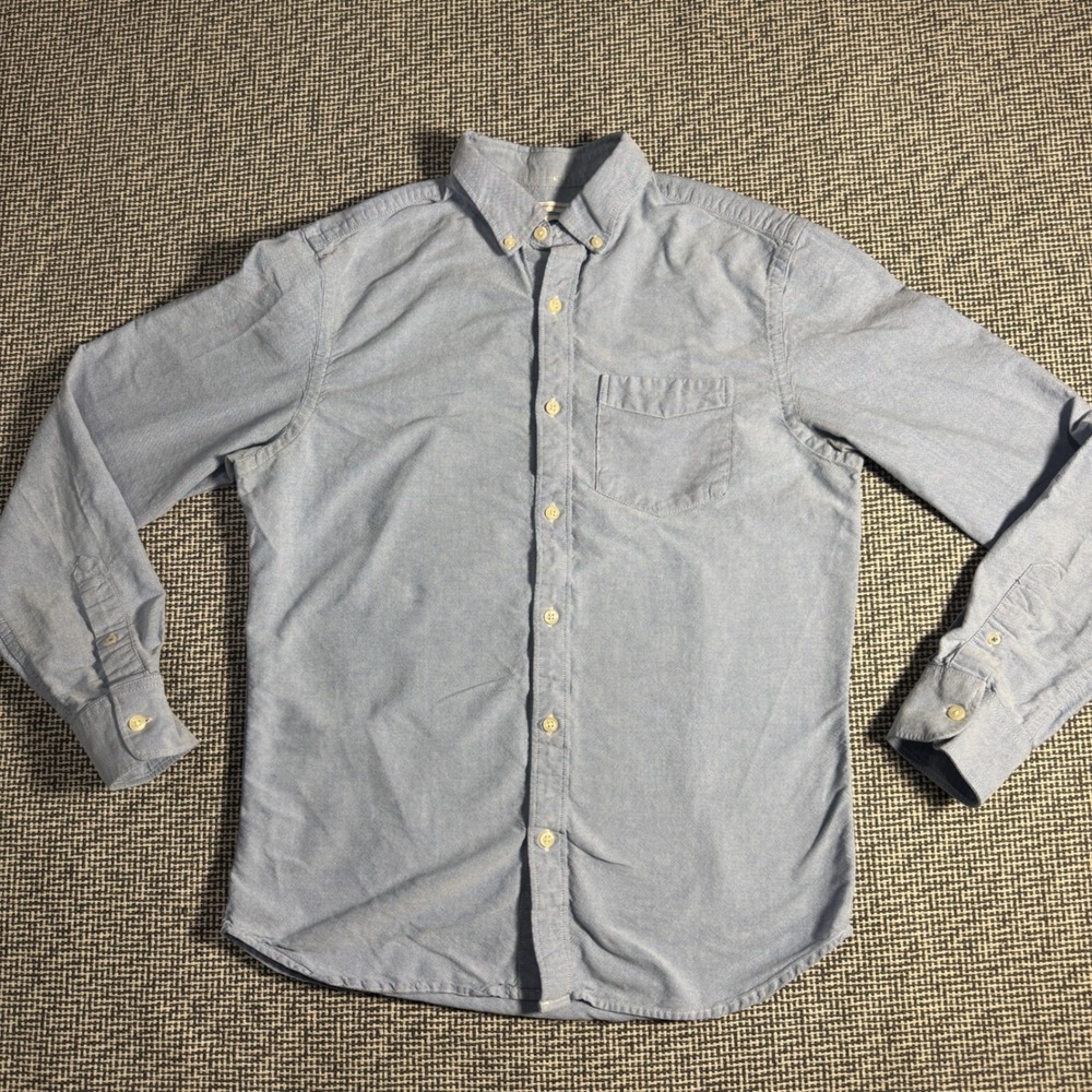Old Navy Mens Slim Fit Oxford Shirt Light Blue Long Sleeve Button Down Medium